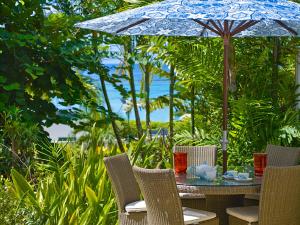 Elegant 2 bedroom apt private pool beach access - Moonshadow