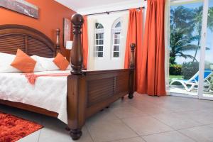 Modern Beachfront Condo with Pool - Sapphire 118