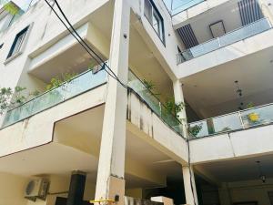 Heritage Loft Suite in Posh of Varanasi with Kitchen facility
