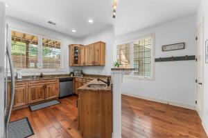 Silver Dollar Awesome 3BDR