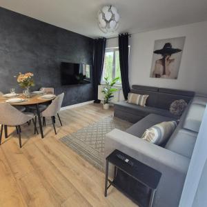 Komfortowy Apartament z Dwiema Sypialniami