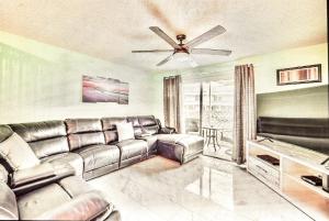 Lakeside Serenity Retreat