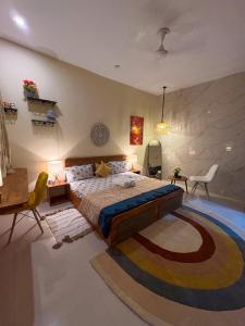 Savastays Tapovan hill Room with kitchenette