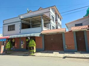 Depto Familiar entre Cochabamba y Quillacollo con Garaje y Wifi Gratis