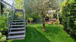 Casa Ortensia - Apartment with garden jacuzzi & terrace