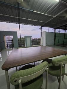 Green view stays