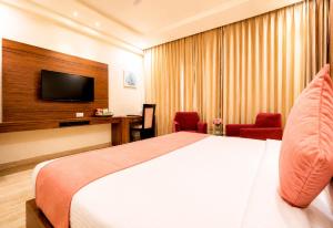 Hotel Shantikunj Residency