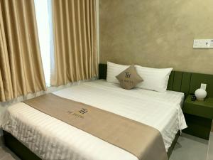 TH Hotel