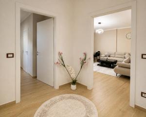 Central Living Apartment
