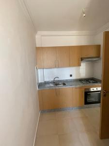 Beautiful Room in a bright apartment with elevator & view