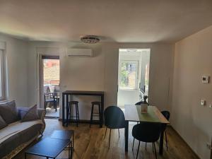 Apartman Biševac 7