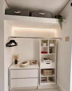 Modern Coastal Retreat Abyssinia Cottage Bull Bay