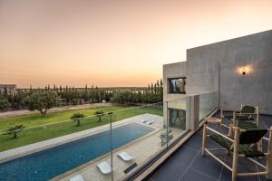 Design villa, huge pool & sunsets Essaouira