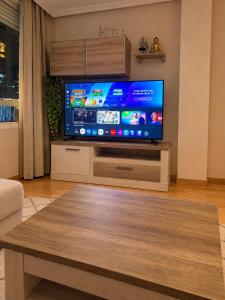 Renovated apartment 2 bedrooms Free parking