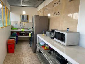 5 Rooms shared Kitchen