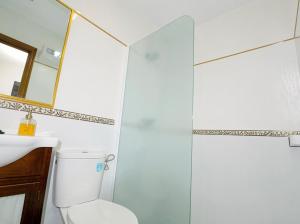 Apartamento con Aire Acondicionado y Parking solo aceptamos familias y parejas