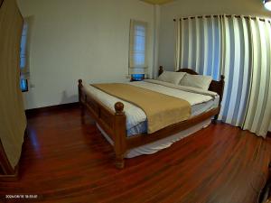 Koh Phangan Bungalows - Maduea Wan House