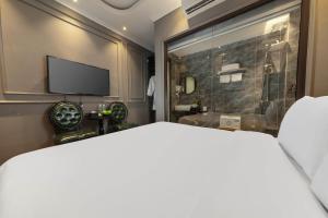 Hanoi Riverie Hotel & Spa