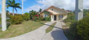 Palm Breeze Cottage