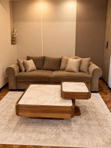 CASA VERDE Central Apartment with Patio