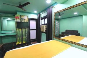 Saroj Lodge