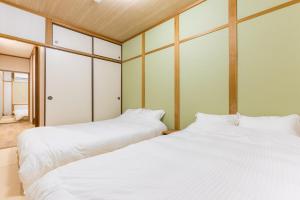 Private Rooftop Bath Japanese House Namba 4 min