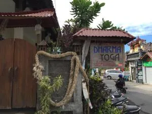 Dharma Yoga Homestay dan hostel - 艾湄湾