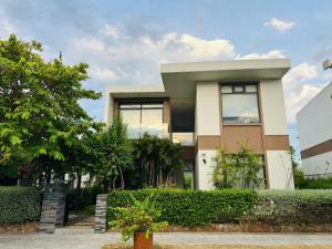 Luxury Villa at Wyndham Grand KN Cam Ranh