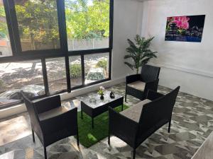 3-Beedroom Duplex Apartment in the heart of Flic en Flac