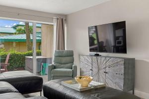 206B - 1BR1 Bath at Seaspray Condos on Okaloosa Island, Fort Walton Beach, Fl