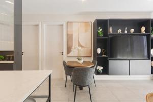 5-Star Luxury Apartment, Hyde Park, Sandton