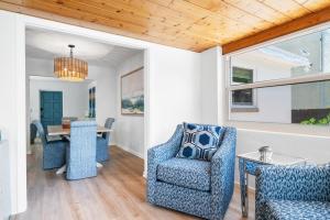 Stylish 3BR Villa w Pool & Guest House