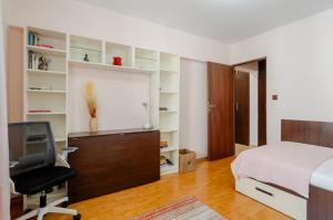 Quiet two-bed flat in a green area