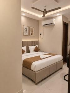 Hotel International - Govindpuri Metro
