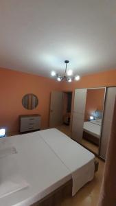 Lonas Apartment