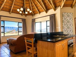 Hlalanathi Drakensberg Resort