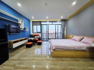 Monarchy Da Nang Han Riverfront Apartment, Beside Starbucks 501
