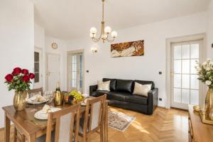 Royal Prague Heart Suite