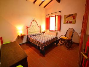 Holiday Home with Garden and shared pool