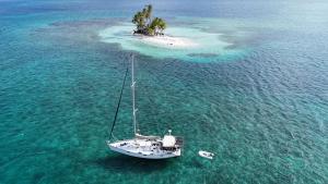 Lady Lou - Your Private Sailboat -inclusive