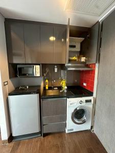 LUXURY CONDO with views MONTHLY RENT