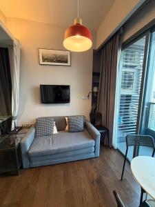 LUXURY CONDO with views MONTHLY RENT