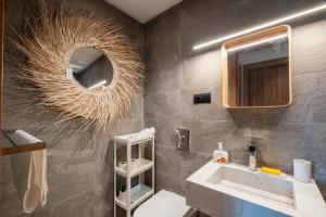 Le Raffiné-2 bed-Pool-Wi-Fi-Fitness-5 minutes train station