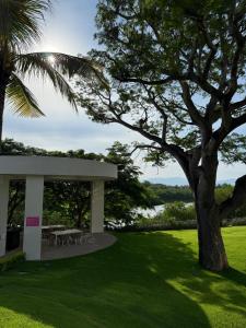 1BR King and sofa bed livingroom, Pool, Balcony, WiFi, Nuevo Vallarta