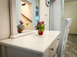 Greek Quarter Stay