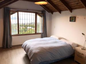Casa de 5 dormitorios con vista al lago