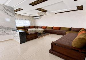 Calm Luxury Apartment Near the Old Medina & Marjane