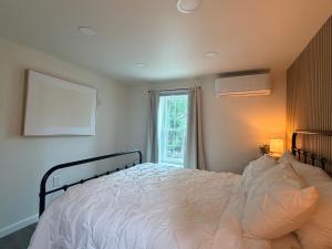 Sheldrake Point Suite