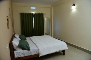 Nirantara Luxury Service Apartment 2BHK Homes