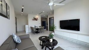 Vinhomes Grand Park Căn 3PN The Opus One